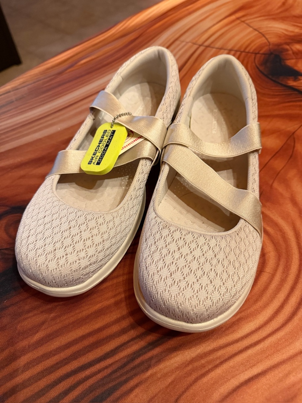 Skechers Air Cooled Goga Mat Mary Jane Flats. 8.5 NWT